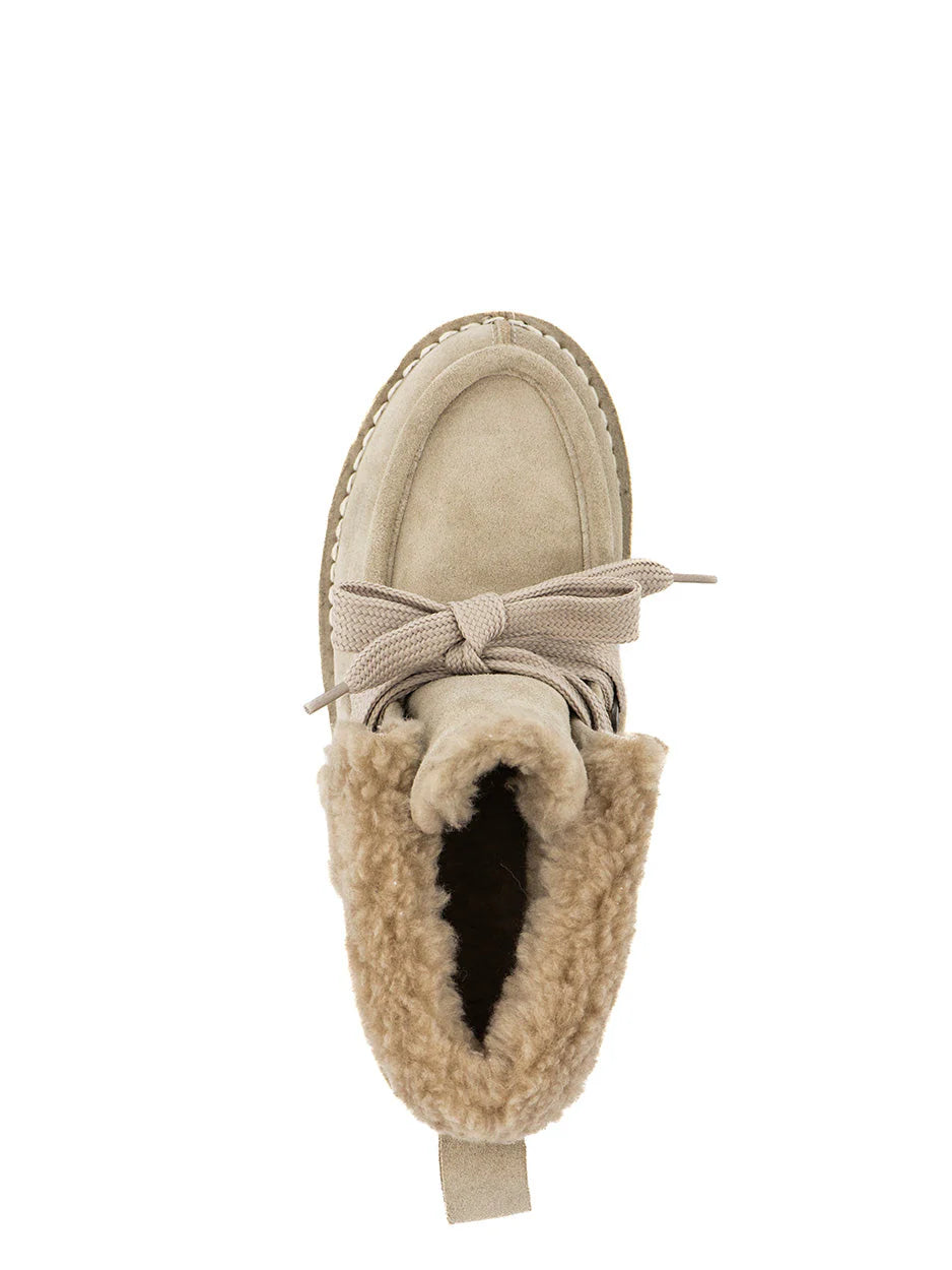 Enkelboot Adina, Babouche