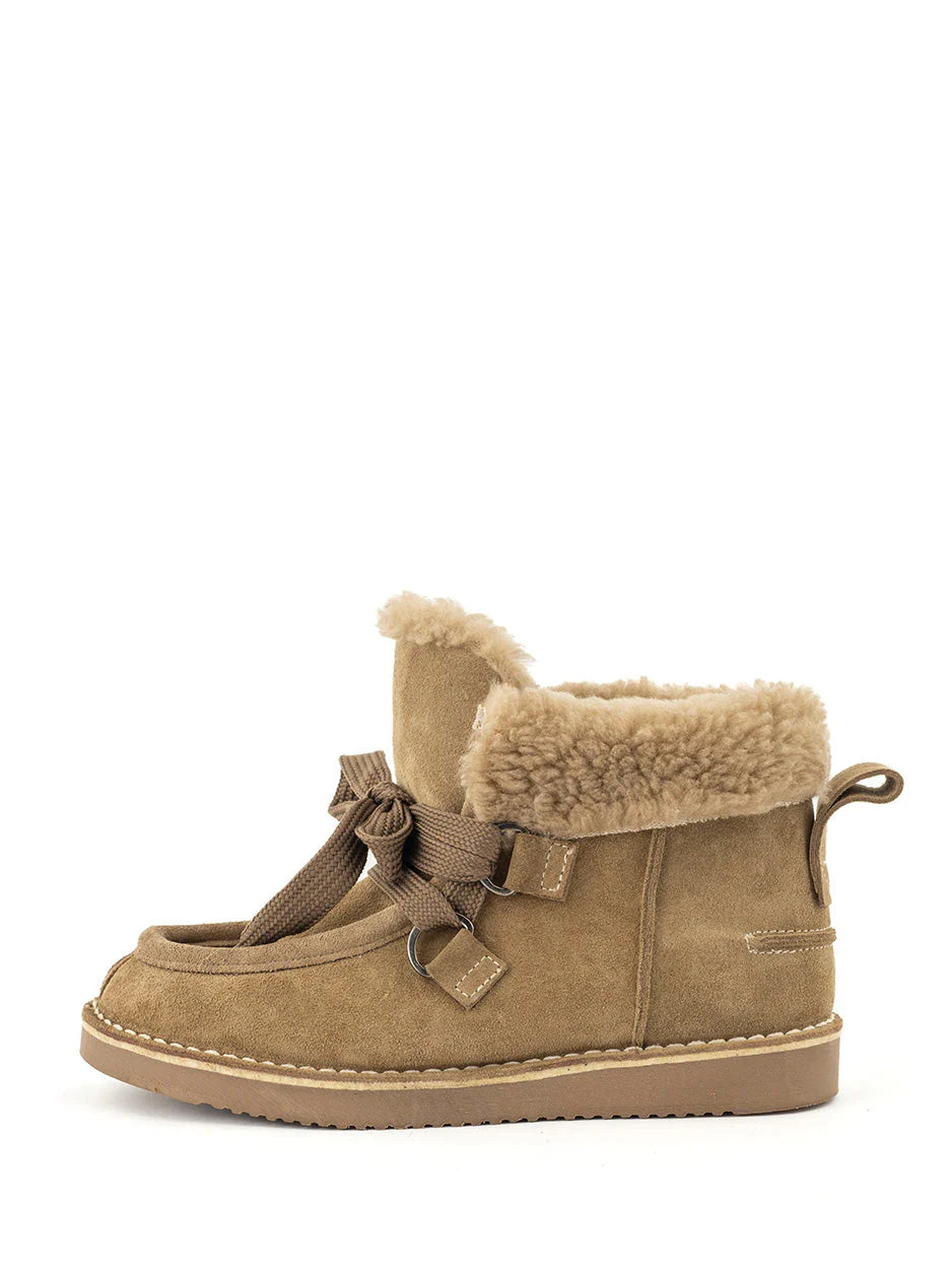 Enkelboot Adina, Babouche