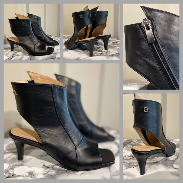 Lyan (a.k.a Ellen ;-) - open laarsje zwart