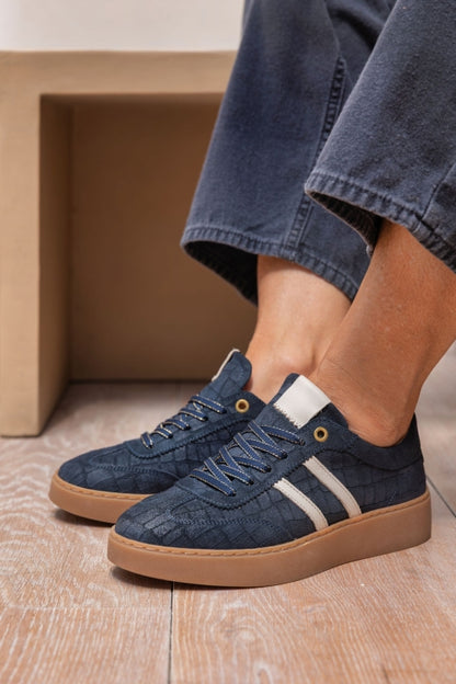 Nynke sneaker donkerblauw - Tango