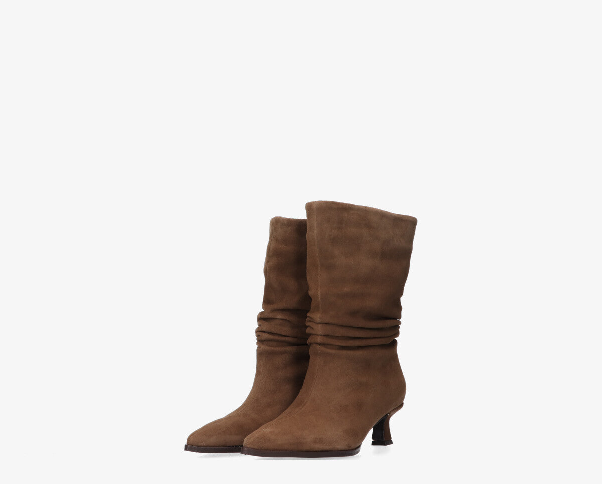 May 1-c wrinkle boot - Tango
