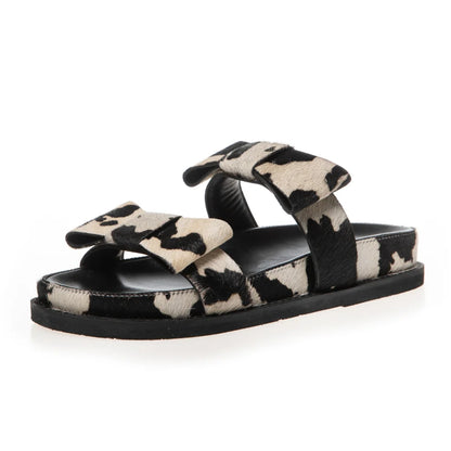 Slipper 'Be my guest' cow - Copenhagen Shoes